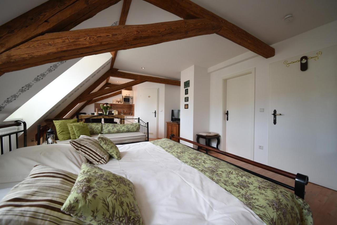 Goldgemaeuer Appartements Ochsenfurt Eksteriør bilde